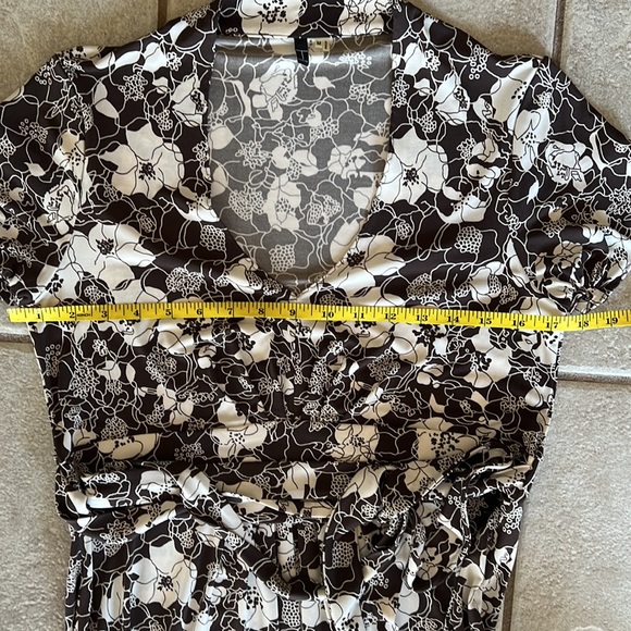 Tahari A-Line Dress Brown Cream Size M Medium NWOT - Picture 12 of 13